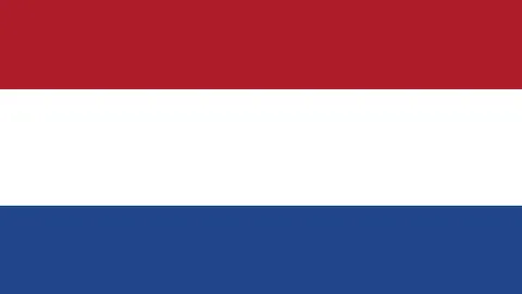 《热议话题：主播怒批身材嘲笑，球坛巨星择偶标准引争议！》