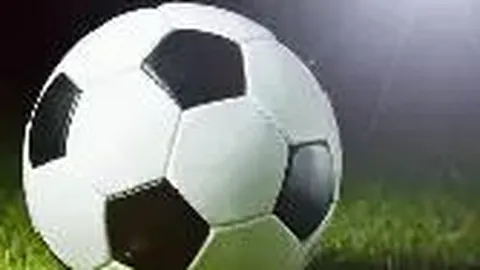 本钢男篮主场险胜上海久事，117-114惊魂时刻